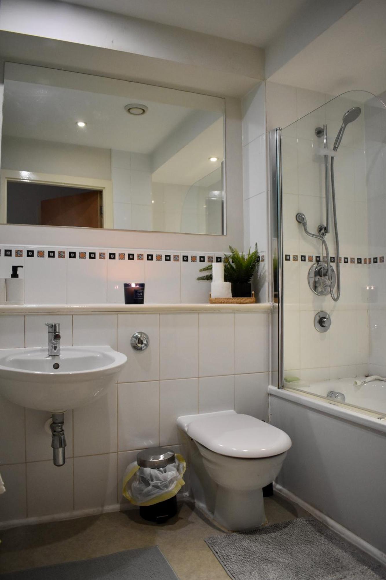 Chic 1 Bed Centrally Located Apartment - Birmingham Jq Ngoại thất bức ảnh