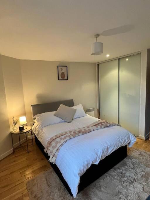 Chic 1 Bed Centrally Located Apartment - Birmingham Jq Ngoại thất bức ảnh